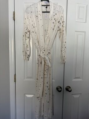 Masongrey Star Print Cream Robe with Taupe Stars